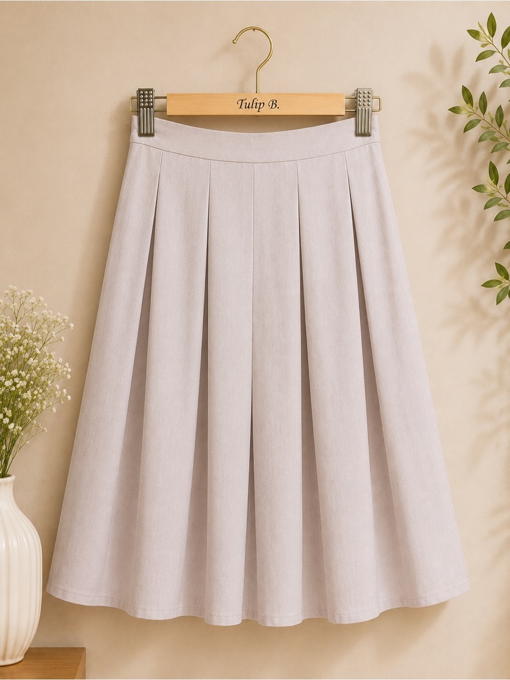 NWT Tulip B Elegant A-Line Pleated Skirt in Light Taupe Pockets Lined - Picture 3 of 7